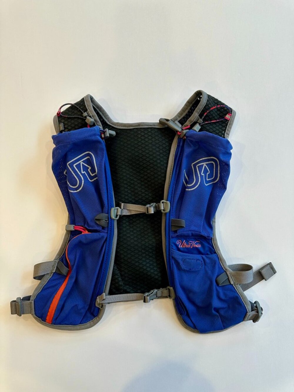 Ultimate Direction Women's Hydration Vest XS/S Adjustable Blue for Road or Trail